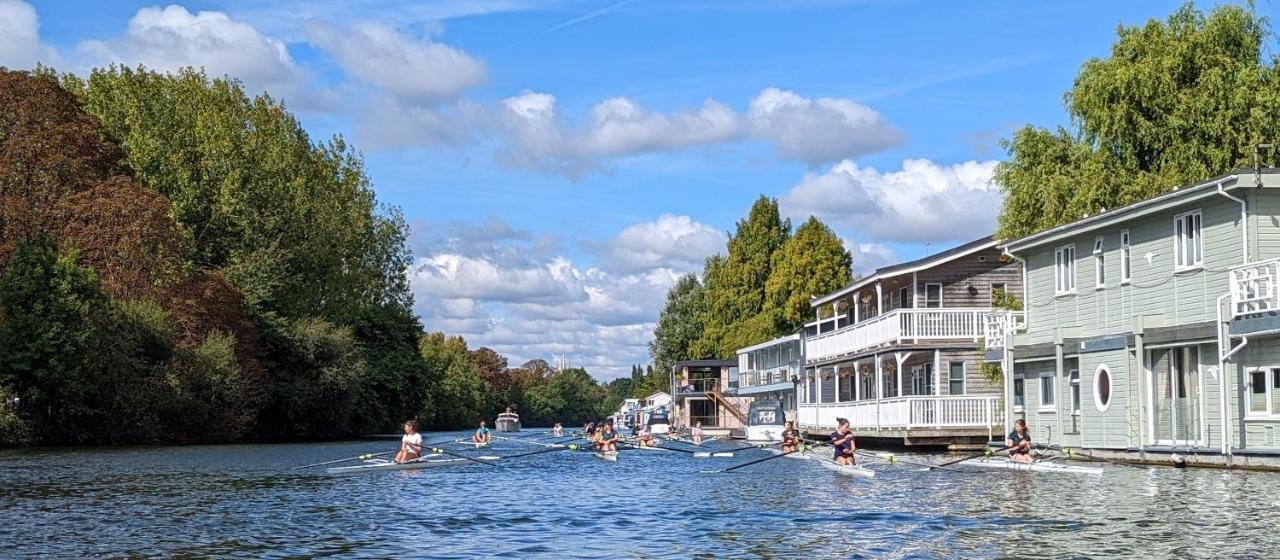 Tulana Taggs - Floating Home On Idyllic Island Hampton Hill 외부 사진